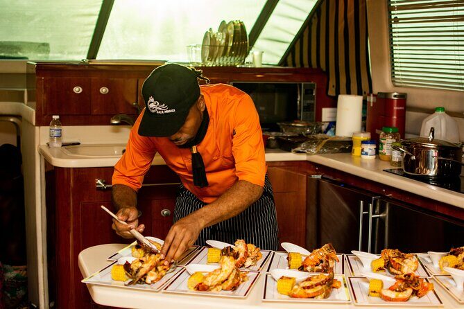 4-Hours Private Luxurious Yacht Snorkelling and Paddle Surf - Key Points