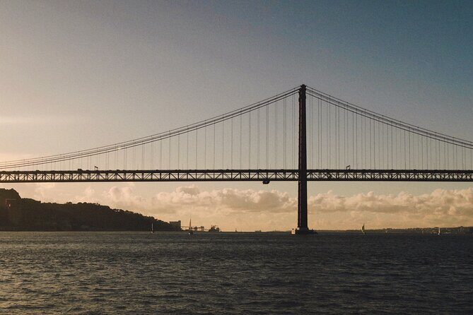 4 Hours Private Tour with Dives in Catamaran in Lisbon - Who Would Love This Tour?