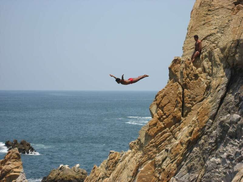 *4 Hours Shore Excursion With Cruise Ship Terminal Pick Up. - A Deep Dive into the Acapulco Shore Excursion