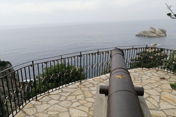4-hours Small Group Tour - Palaiokastritsa & Corfu Town - A Close Look at the Itinerary