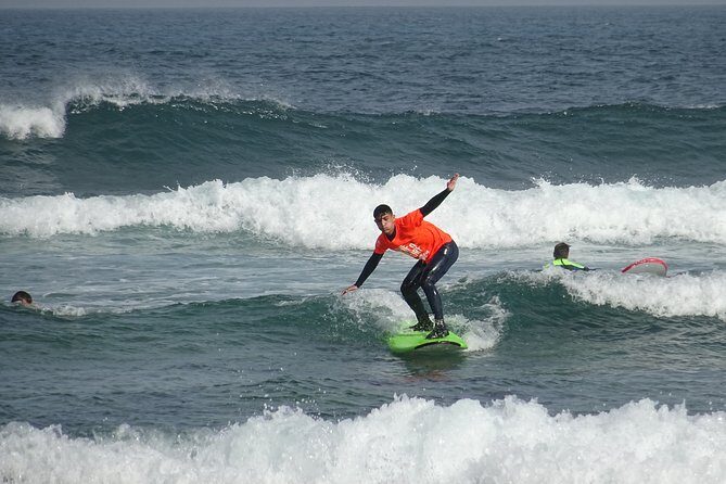 4 Hours Surf Class in Corralejo, Fuerteventura - In-Depth Review of the 4-Hour Surf Class in Corralejo