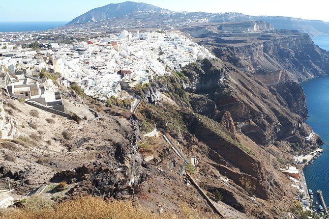 4 Hours Tailor Made Tour in Santorini - Authenticity and reviews