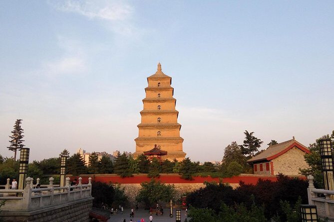 4 Hours Xian Tour of City Wall and Big Wild Goose Pagoda - Exploring Xian’s Highlights in Just 4 Hours