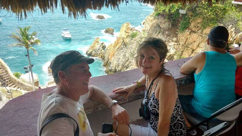.4-Hrs Cruise or Hotels City Tour Experience w/High Divers - In-Depth Review: What This Tour Offers