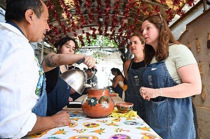 4 Moles Oaxacan Cooking Class with Traditional Cook - Who Should Take This Class?