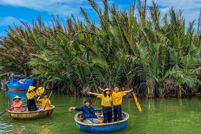 40 Minutes - Basket Boat Ride in the Water Coconut forest - FAQs