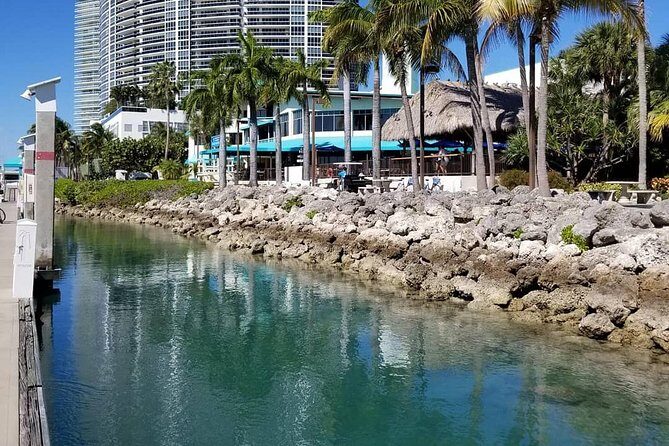 42 Ft Private Yacht Miami, rent for 2 our 4 hours, for 12 people - FAQ