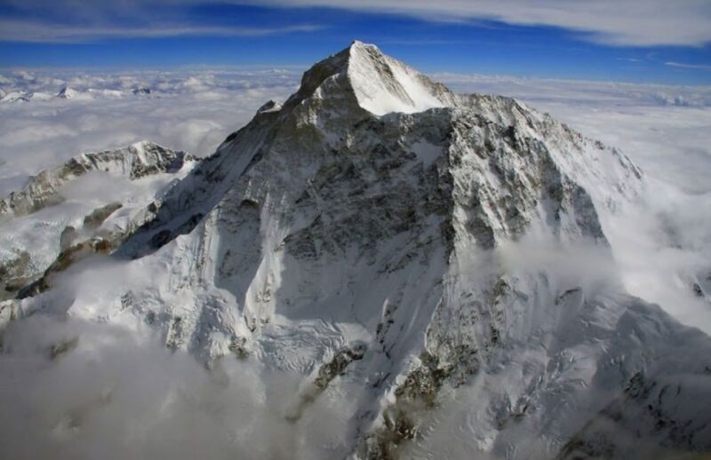 45-Minute Mount Everest Flight Tour from Kathmandu - Exploring the Flight Experience