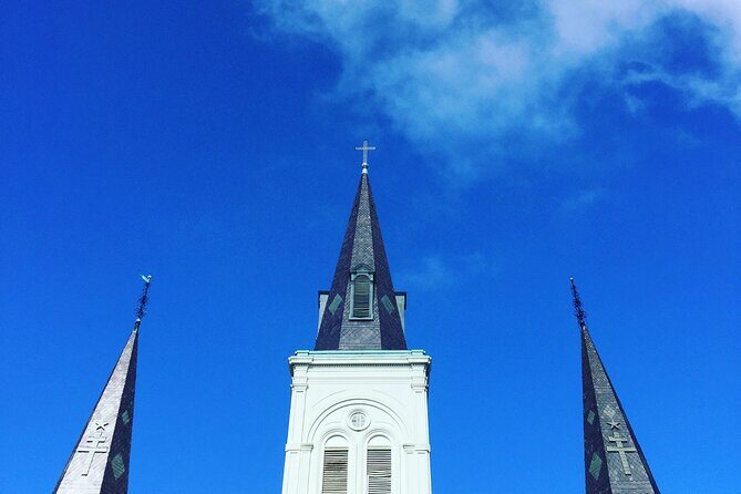 45 minutes in Jackson Square - Exploring Jackson Square: A Miniature Celebration of New Orleans