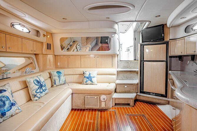 45ft 1 Hour FREE Miami Yacht Rental 3 to 6 Hours 13 People - A Detailed Look at the Miami Yacht Tour