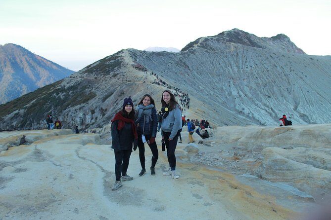 4D3N Ijen Crater,Papuma Beach, Tumpak Sewu Waterfal & Mount Bromo - FAQs