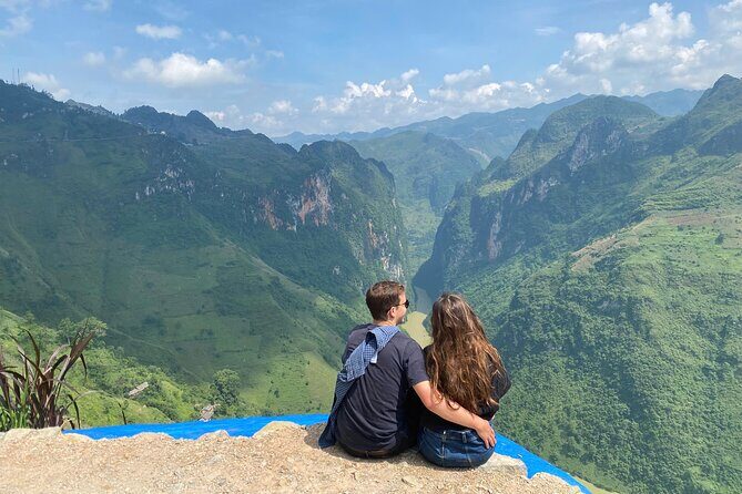 4D3N self-driving Loop tour (small group - private room included) - Key Points