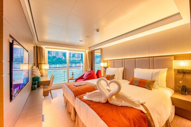 4D3N Yangtze River Cruise: Chongqing to Yichang by Century Cruise - A Detailed Look at the Yangtze River Cruise Experience