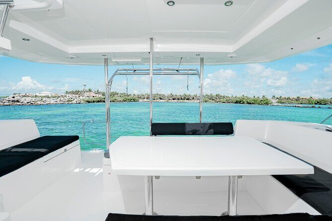 4H Lux 40' Catamaran All-Inclusive in Tulum and Playa del Carmen. - FAQ