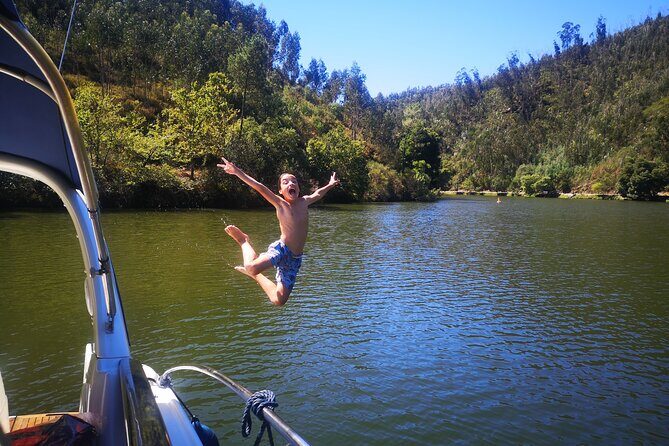 4H Private Boat Trip on the Douro River - Feel the Nature - Discover the Authentic Douro on a 4-Hour Private Boat Trip