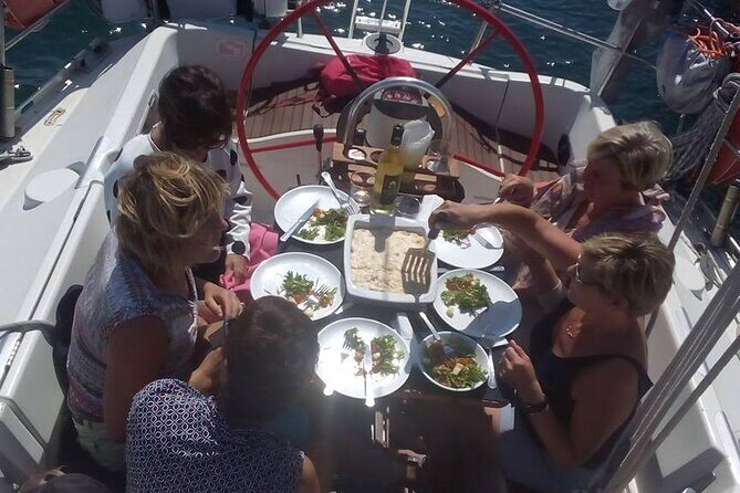 4H Private Sailing Tour with Water Activity (Drinks and BBQ as option) - Practical Considerations