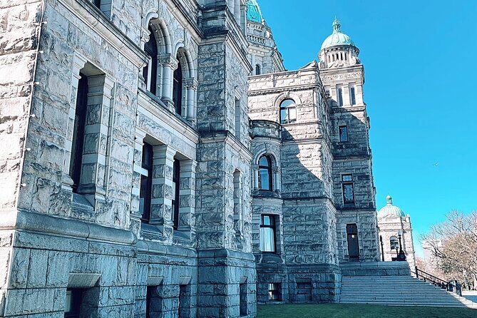 4hr City Highlights Private Tour in Victoria BC 1-4 pax - FAQs