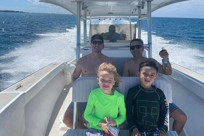 4hr Private Tour Island Hop Snorkel w/ Turtles & Sip Bahama Mamas - A Deep Dive into the Nassau Island Hop and Snorkeling Experience