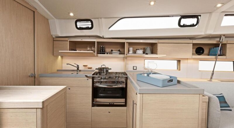 5-Day Crewed Charter "The Discovery" Beneteau Oceanis 46.1 - Who Is This Tour Best For?