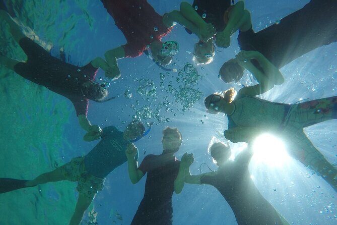 5-Day Galapagos Island Hopping Tour: Los Tuneles and Isabela - Authentic Experiences & Guide Interaction