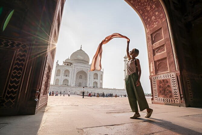 5-Day Golden Triangle Delhi Agra Jaipur Tour with Leopard Safari - Exploring the 5-Day Golden Triangle with Leopard Safari: A Practical Guide