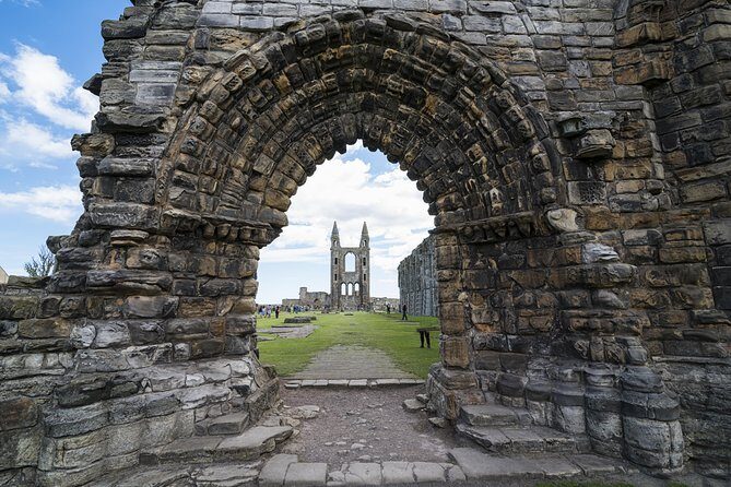 5-Day Isle of Skye, Oban, St Andrews and North West Highlands Tour - Exploring the Full Itinerary