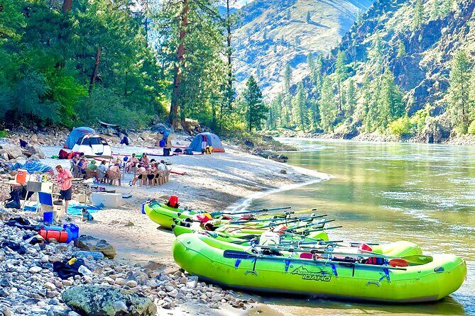 5 Day Main Salmon Rafting Tour with Meals Included - Key Points