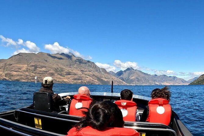 5 Day South Island New Zealand Private Tour from Queenstown - The Journey Begins: Queenstown to Fiordland