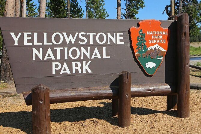 5 Day Tour L. Angeles Las Vegas Yellowstone & Grand Teton from LA - Day 4: Full Day in Yellowstone