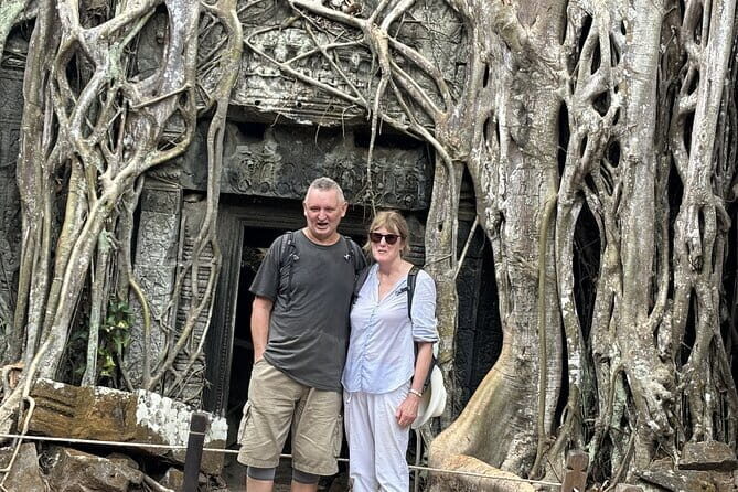 5 Days Cambodia Group Tour to Siem Reap & Phnom Penh - Exploring Cambodia: What This Tour Offers
