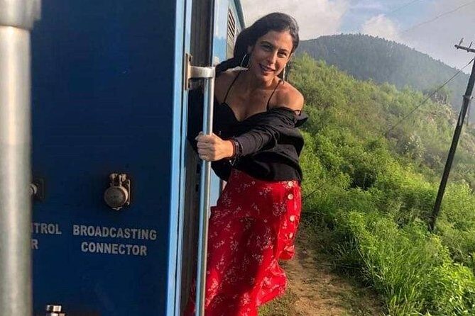 5 Days Tour in Sri Lanka (Hotels with Breakfast & Luxury Car) - FAQs