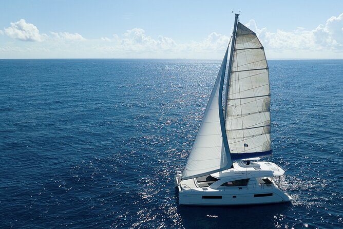 5-Hour 38'Luxury Catamaran All-Inclusive Tulum & Playa del Carmen - Exploring the 5-Hour All-Inclusive Luxury Catamaran Tour