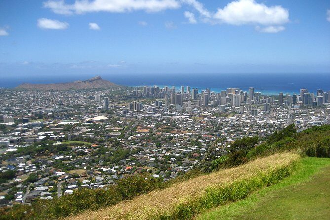 5-Hour Private Customized Luxury Convertible Tour of Oahu's South Shore - Exploring Oahu’s South Shore in Style