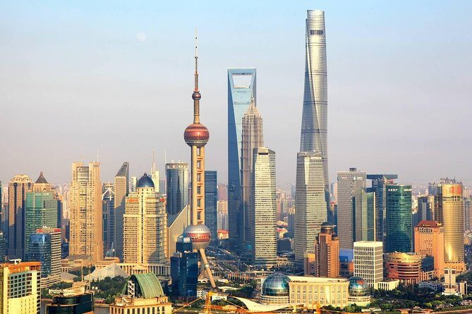 5-Hour Shanghai Private Tour:Shanghai Tower,Yu garden and Jade BuddhaTemple - Experience the Heart of Shanghai in Just 5 Hours
