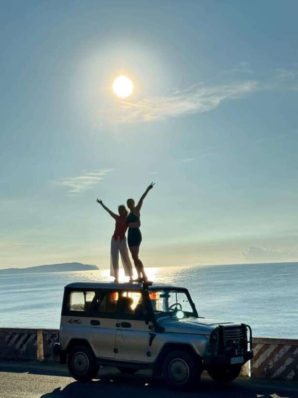5-hour Sunrise or Sunset Jeep Tour from Mui Ne Beach Town - Experience the Spectacle of Mui Ne on a 5-Hour Sunrise or Sunset Jeep Tour