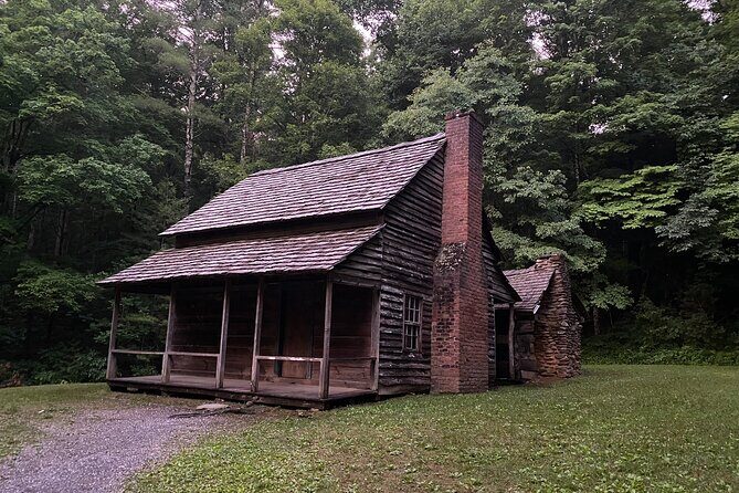 5 Hour Tour of the Mountain Heritage of Cades Cove - Key Points