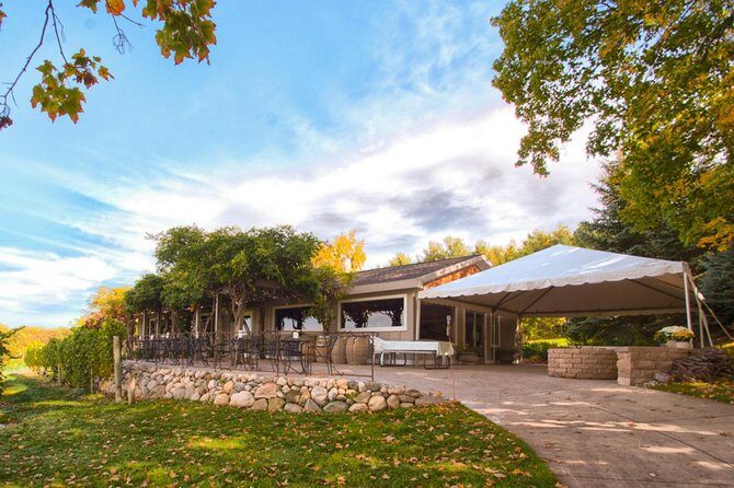 5-Hour Traverse City Wine Tour: 4 Wineries on Old Mission Peninsula - Who Is This Tour Best For?