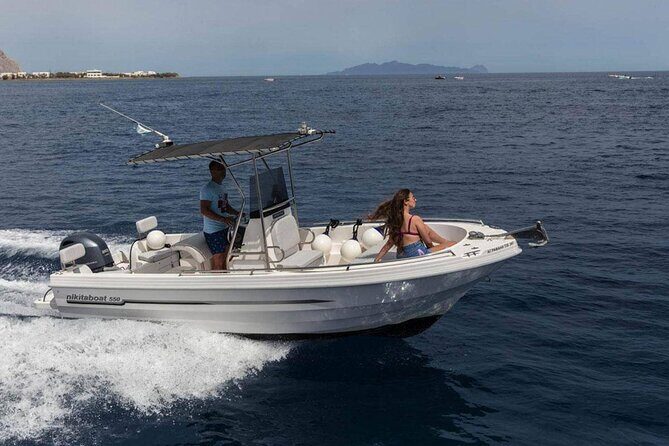 5 Hours Boat Rental in Santorini - Exploring Santorini by Boat: A Self-Driven Sea Adventure