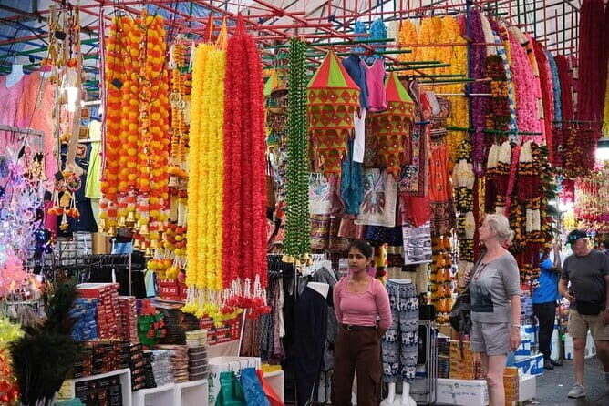 5 hours Little India, Kampong Glam, Chinatown with 9 Food Tasting - Exploring Little India: Colors, Temples, and Aromas