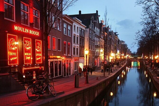 5 hrs Golden Age Amsterdam Private Walking Tour With Local Guide - Frequently Asked Questions