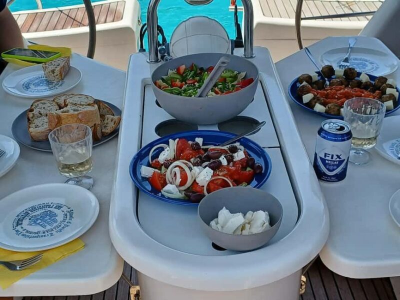 5 hrs Sail in Chania: sailing, swimming, lunch and drinks - A Feast on the Water