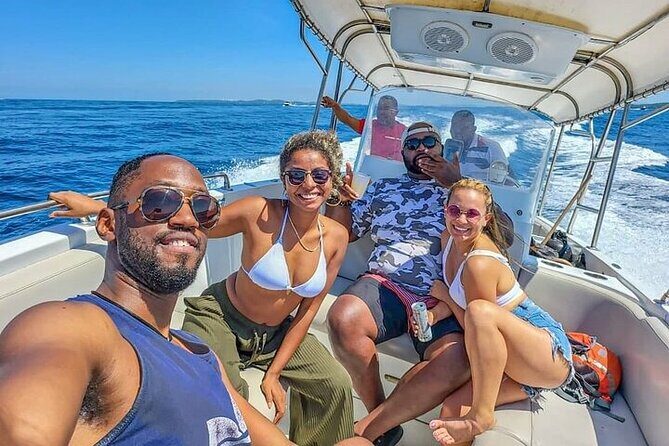 5 Island Tour with Lunch Snorkel in Cartagena Rosario Island - The Sum Up