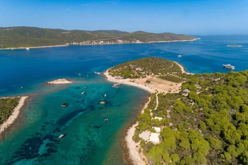 5 islands Private Boat Tour:Blue Cave,Hvar&Pakleni islands - The Real Experience: Authenticity and Personalization