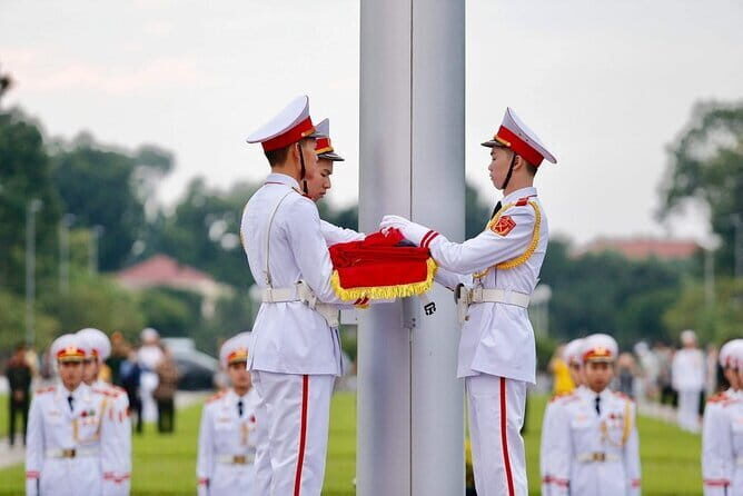 5-Star Halong Milalux Cruise 2D1N All-Inclusive from Hanoi - FAQ