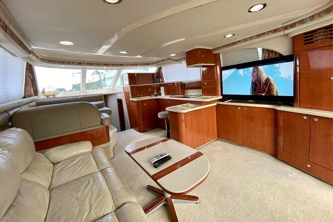 52' Yacht Rental in Miami Beach with Experienced Captain - Frequently Asked Questions