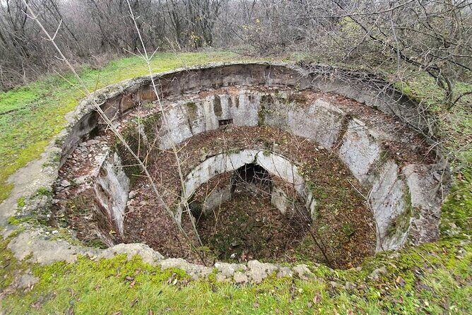 5h Abandoned Fort, Dracula's Grave and Mogooaia Palace, Private - FAQs