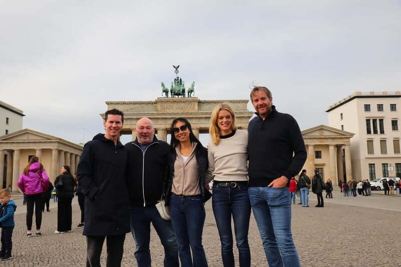 5h Berlin private Tour with Guide, Chauffeur & Photographer - The Sum Up