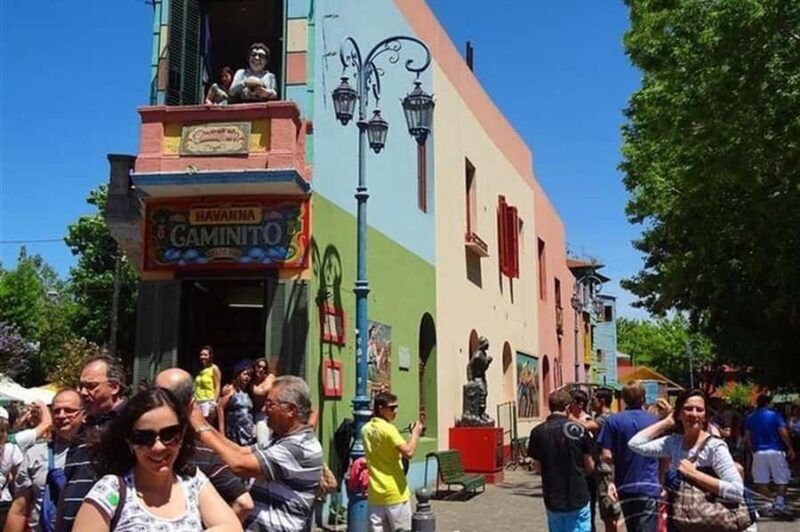 5hs Small Group City Tour of Buenos Aires with Street Food - Who is This Tour Best For?