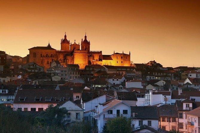 6-Day North Portugal Tour: Porto, Braga, Fátima, Coimbra, Guimaraes, Aveiro and Batalha, from Lisbon - Who This Tour Is Best For