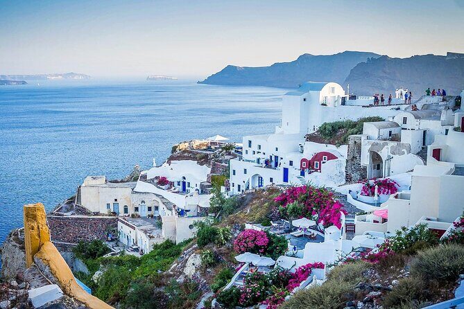 6 Day Private Tour Athens & Santorini to Discover Greece's Charm - Traveling from Athens to Santorini: The Scenic Ferry Ride